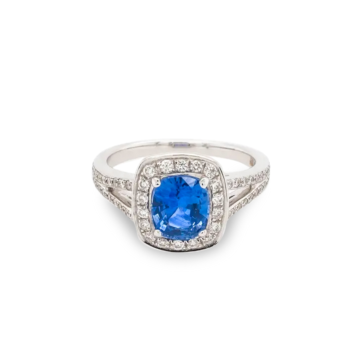 Saphir Ring mit Brillanten